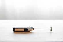 Load image into Gallery viewer, Little Whipper with Batteries
